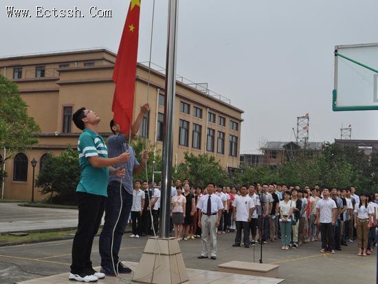 华东神学院举行新学期系列活动 华东神学院举行新学期系列活动